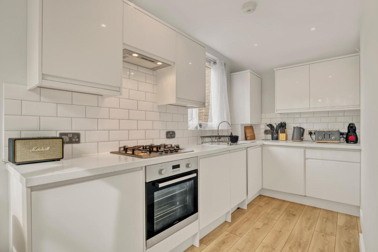 Homely 1Bed Apartment Vauxhall London Eksteriør bilde